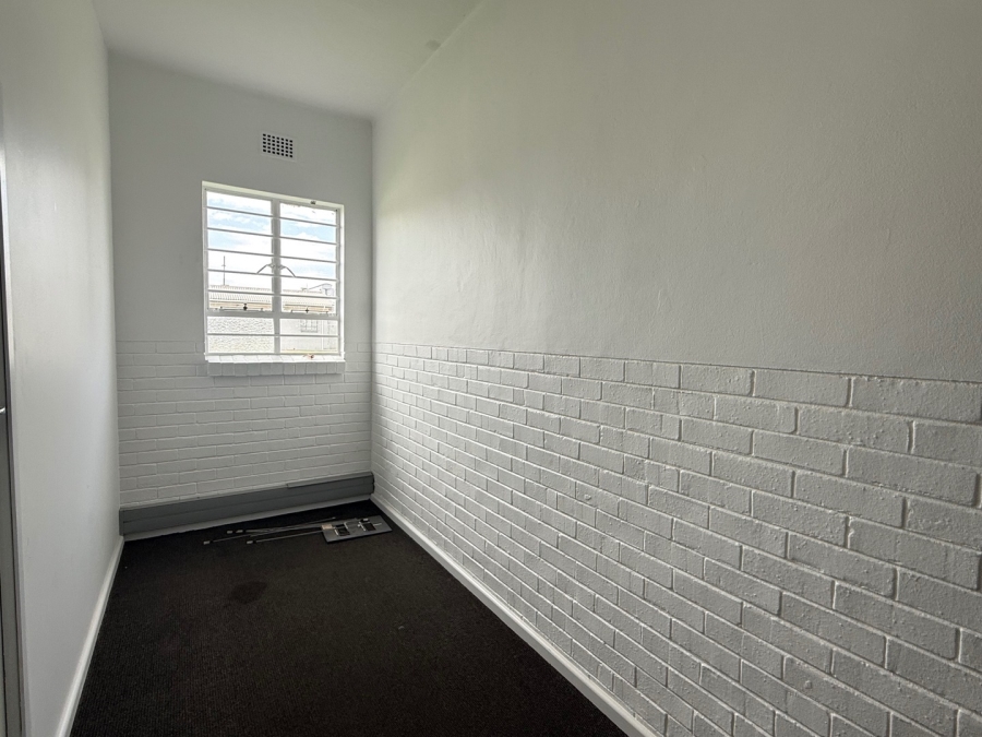 To Let Commercial Property for Rent in Epping Industrial Western Cape
